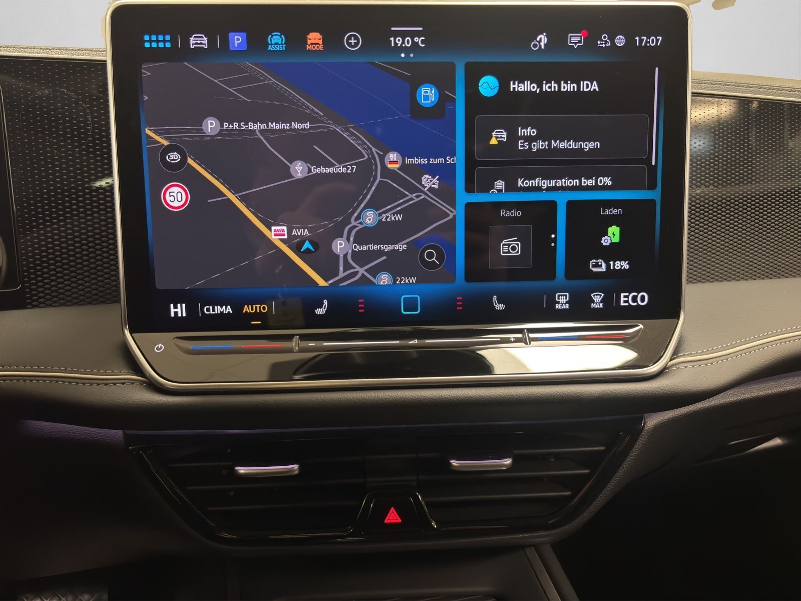 Volkswagen Passat Variant - Bild 12