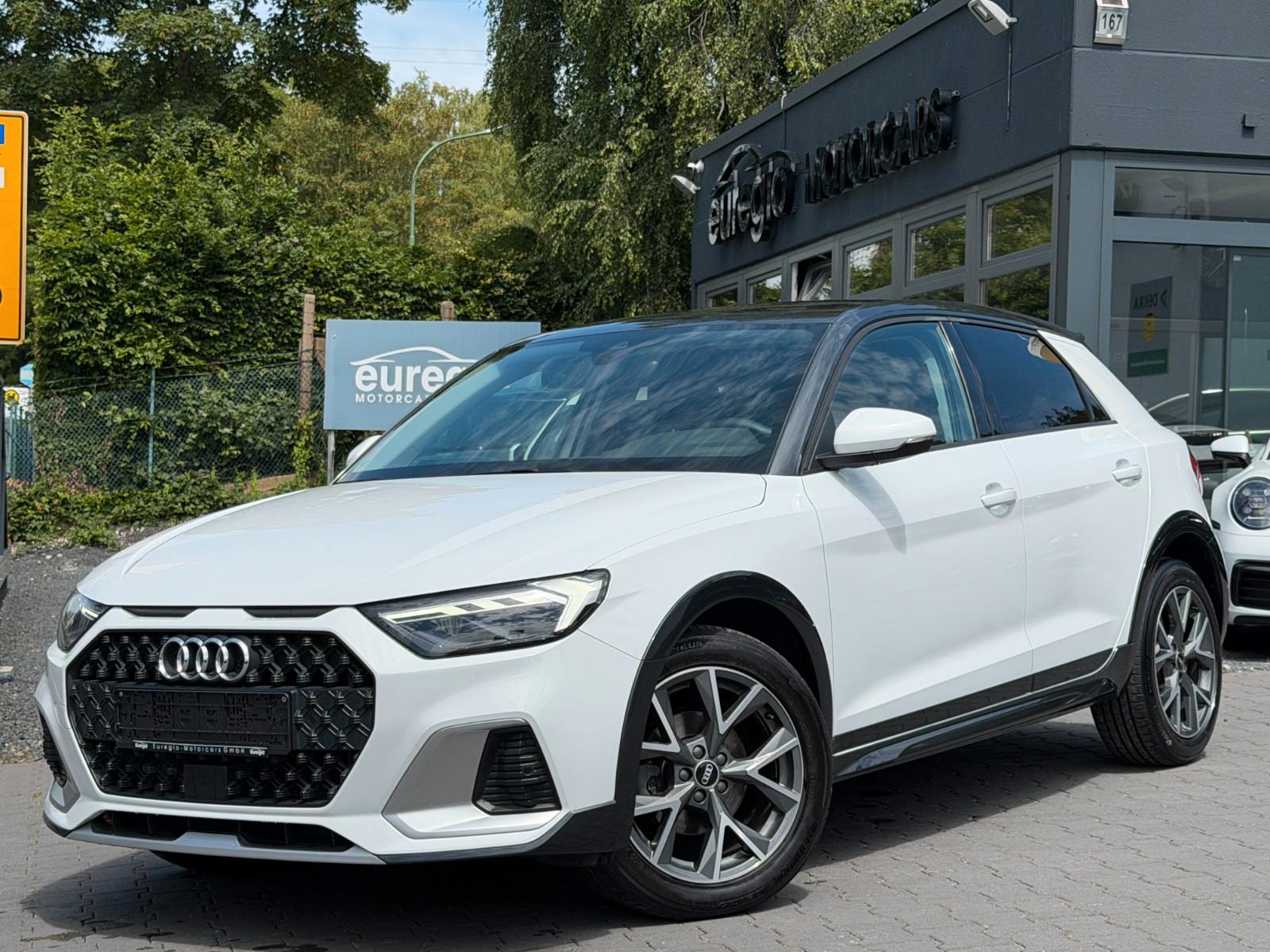 Audi A1 citycarver 30 TFSI Aut. 1 Hand - LED ///