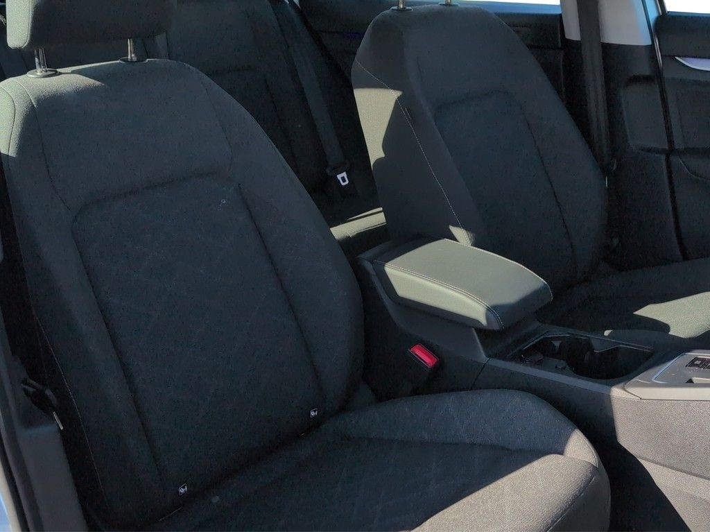 Volkswagen Golf - Bild 10