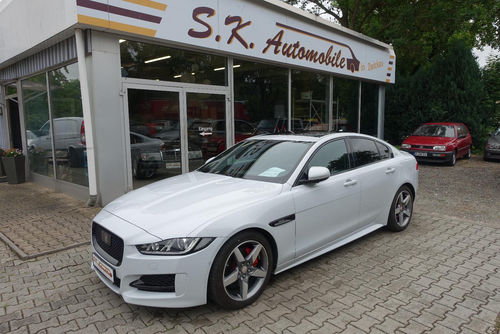 Jaguar XE R-Sport *PANO*MERIDIAN*DAB*AHK*