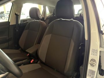 Volkswagen Polo - 6