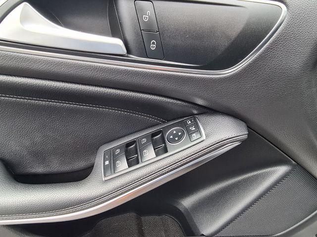 Mercedes-Benz A 180 Leder-Nappa/LED/Navi/Kamera/Sitzh.