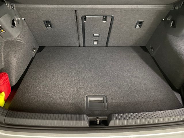 Golf GTI 2.0 TSI DSG AHK+NAVI+HARMAN+DCC