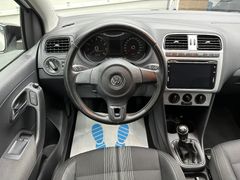 Fahrzeugabbildung Volkswagen Polo V 1.2 Match BlueMotion/BMT / Tempomat