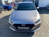 Hyundai i30cw&16"Alu+NAVI&KAMERA&PDC vo&hi+Voll-LED HSW - Hyundai i30 mit Benzin-Antrieb: Kombi