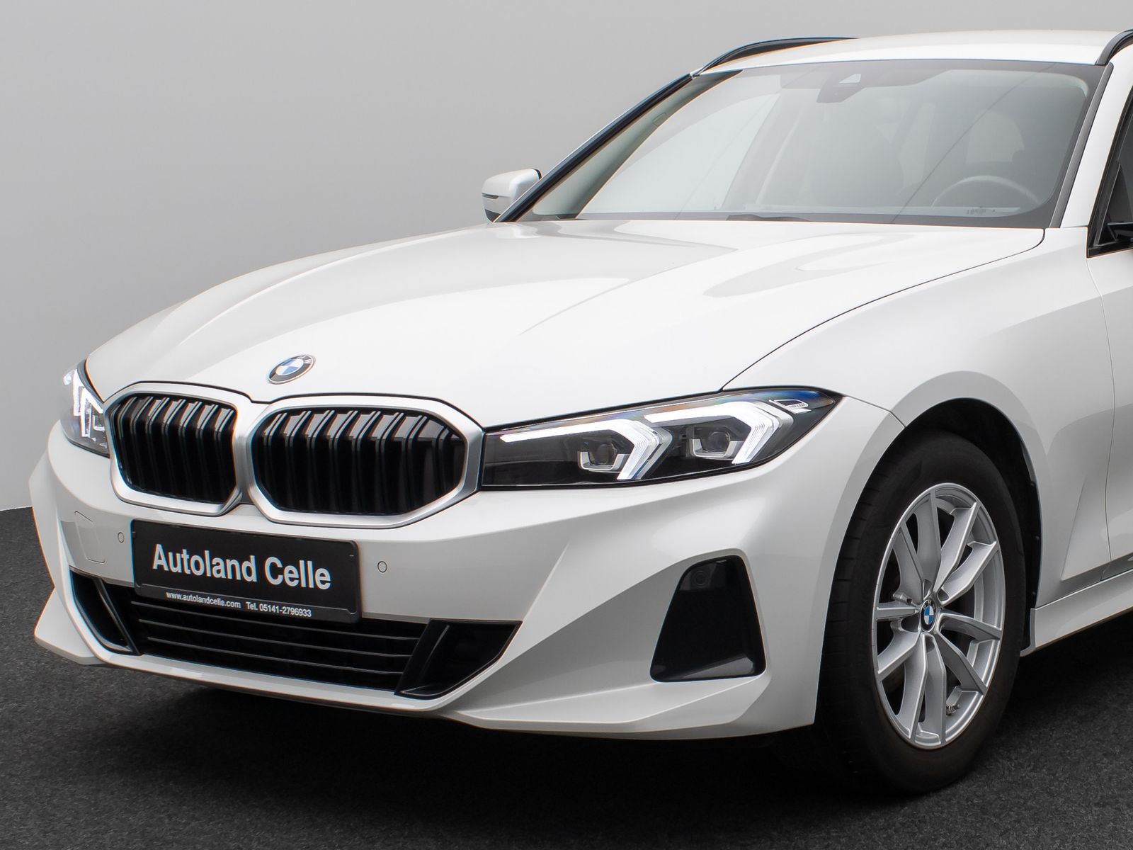 Fahrzeugabbildung BMW 320i DAB Leder MSport AHK Lenkradheizung Sport