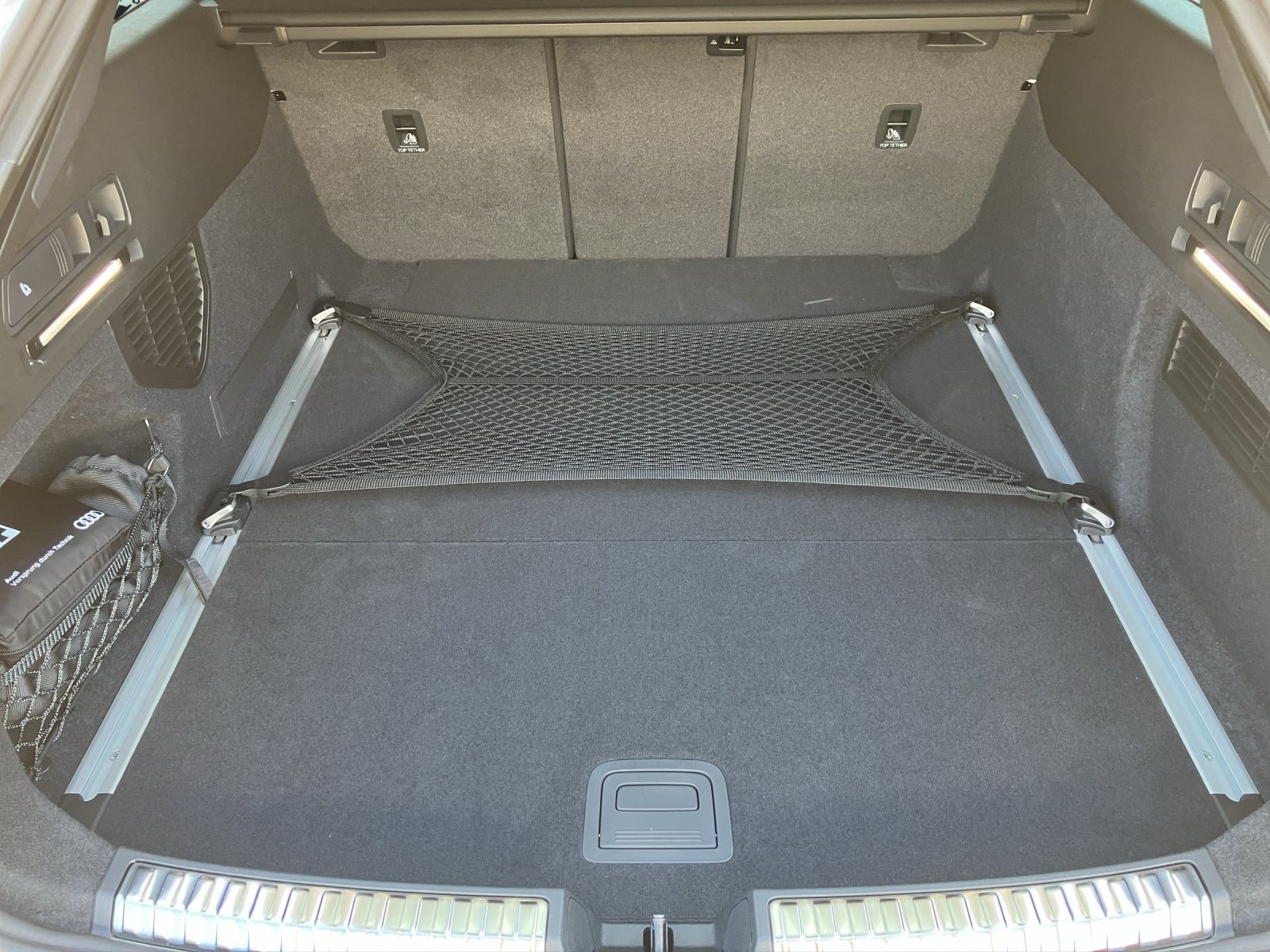Fahrzeugabbildung Audi A6 Avant TDI 150 kW quattro S tronic Matrix