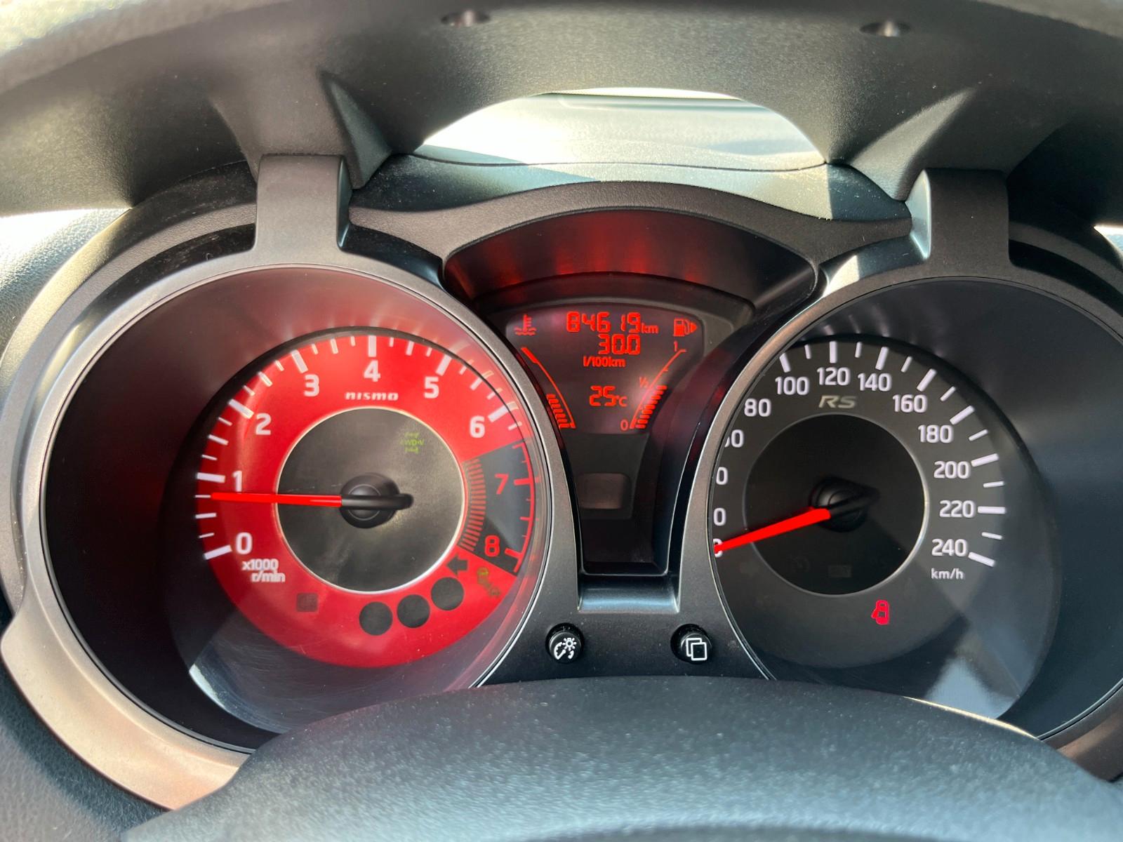 Nissan Juke Nismo RS 4x4 Recaro+Xenon+TW+4xKamera+USB+