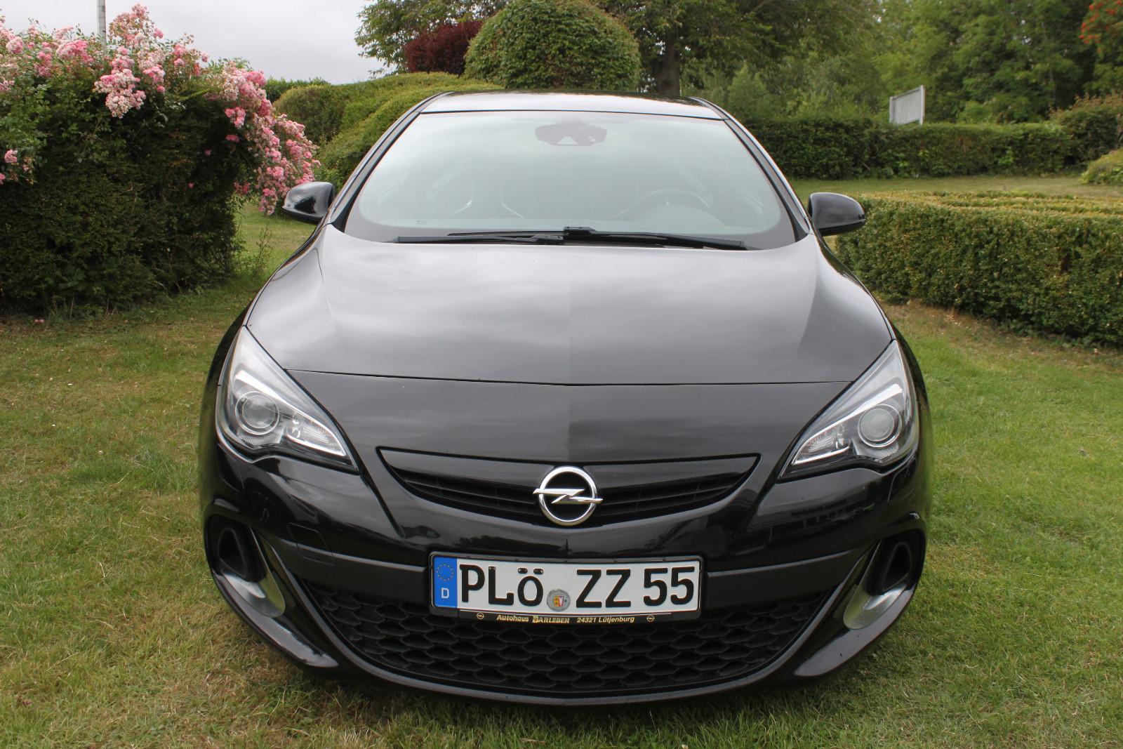 Opel Astra J GTC OPC