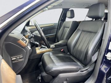 Mercedes E 220 - 10