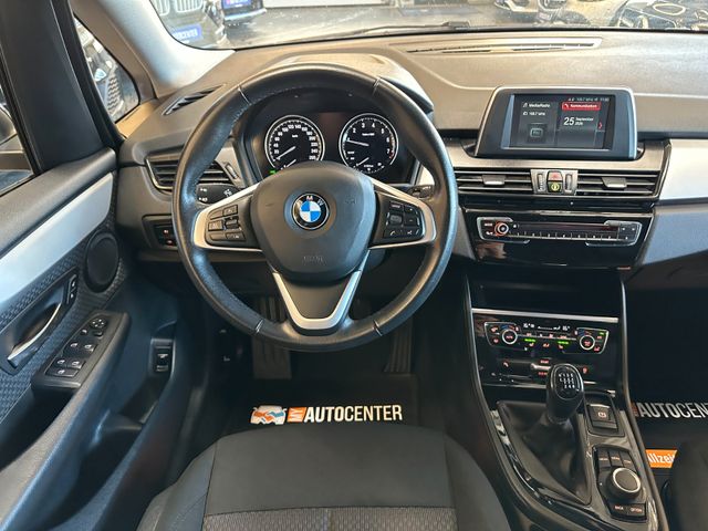 MYAUTOCENTER – Gebraucht- und Jahreswagen mit Werkstattservice in Pfaffenhofen BMW 218 *SERVICE NEU*TÜV 1227*TEMPO*2-ZONEN*SZHZ*