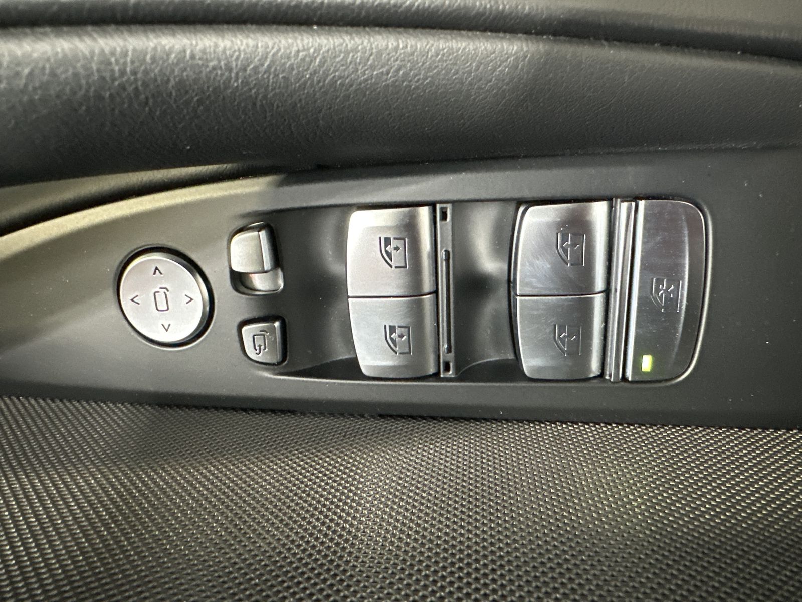 Fahrzeugabbildung BMW 840d Gran Coupé M-Sport NAV+LASER+360°+PANO+20ZO