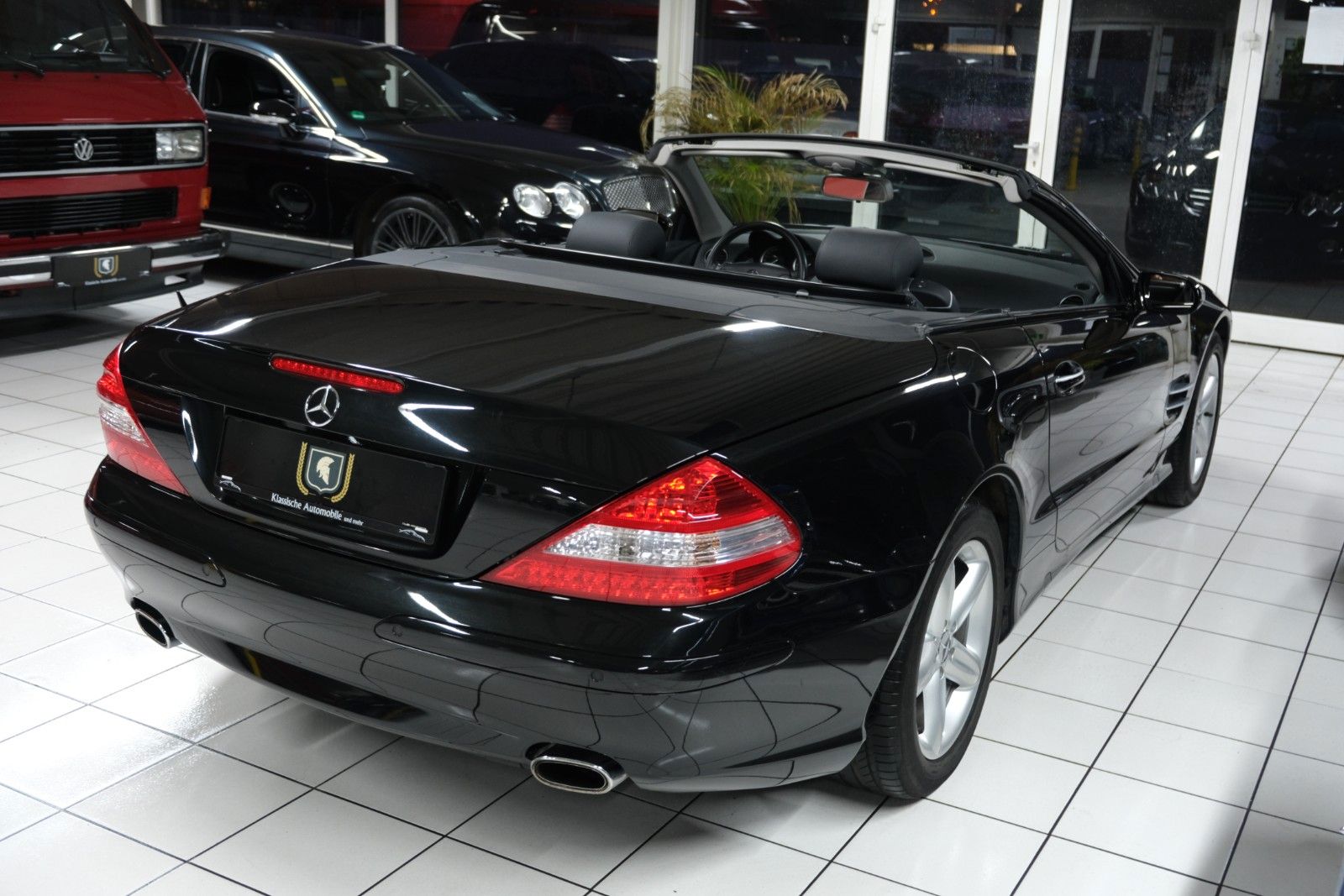 Fahrzeugabbildung Mercedes-Benz SL 350/Deutsch/Erstlack/MB-Historie/Top