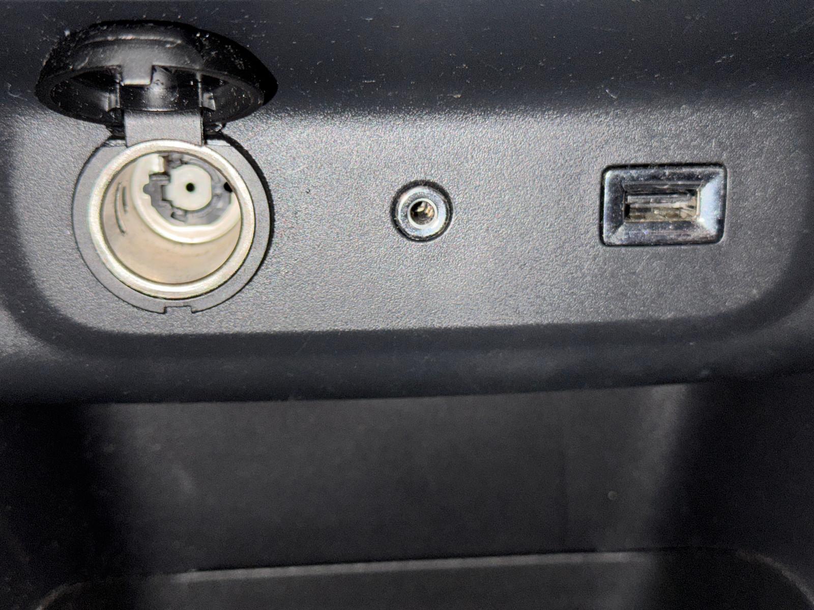 Citroën C3 1.6 HDI FEEL COLOR STYLE PAKET NAVI LED VOLL