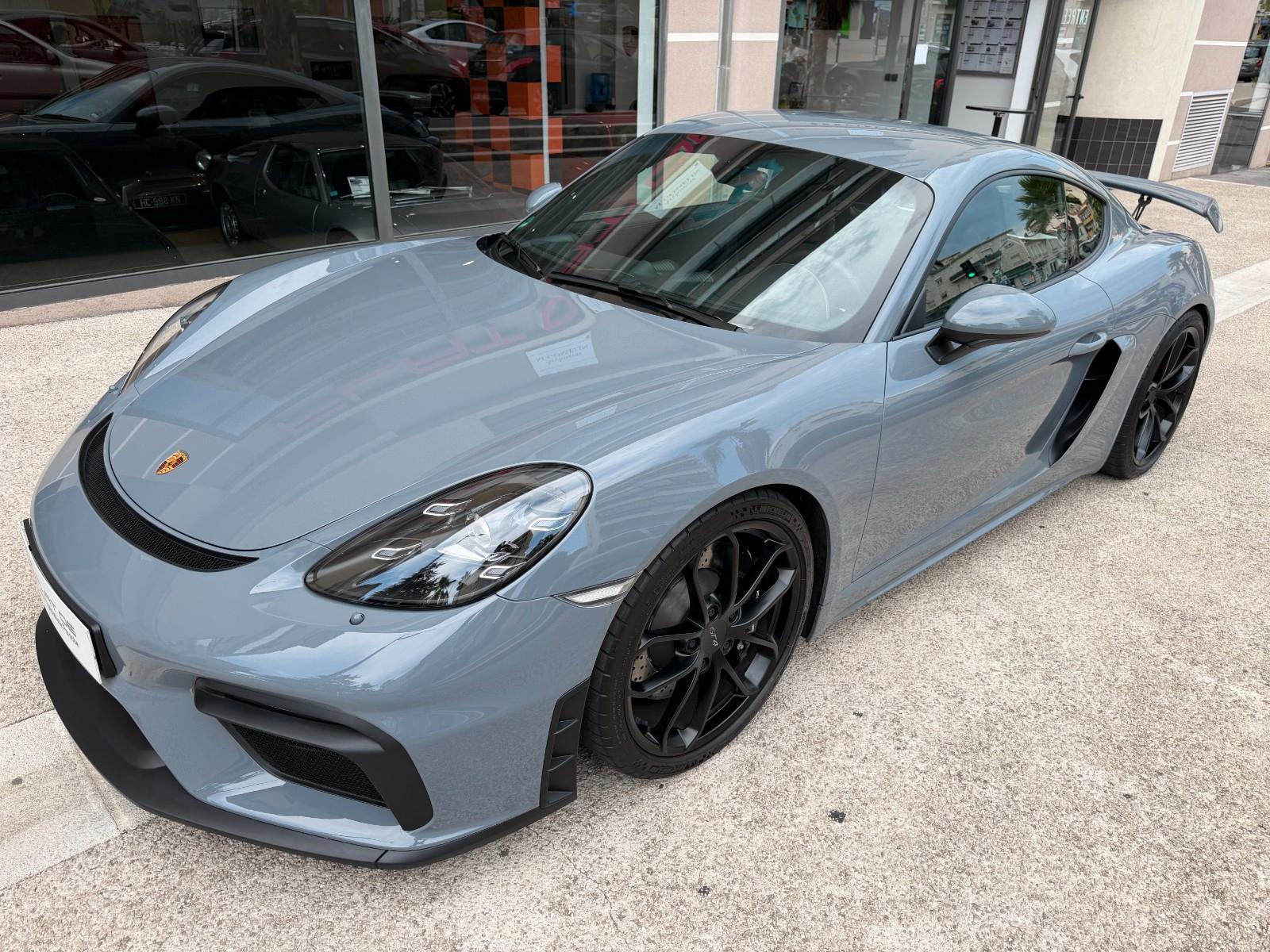 Porsche 718 Cayman GT4