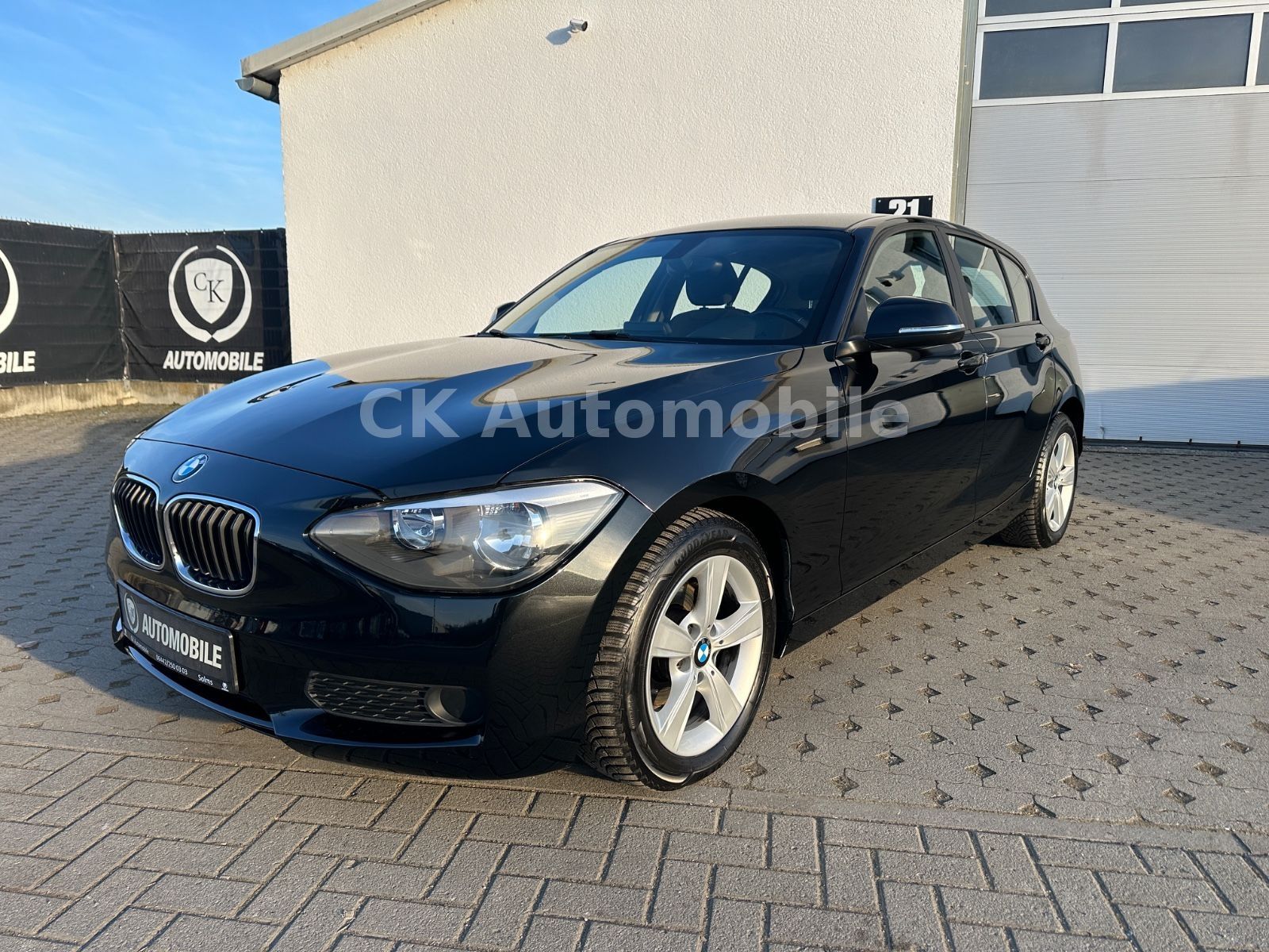 Fahrzeugabbildung BMW 116d  5-trg./Navi/Klimaautomatik/SHZ/PDC
