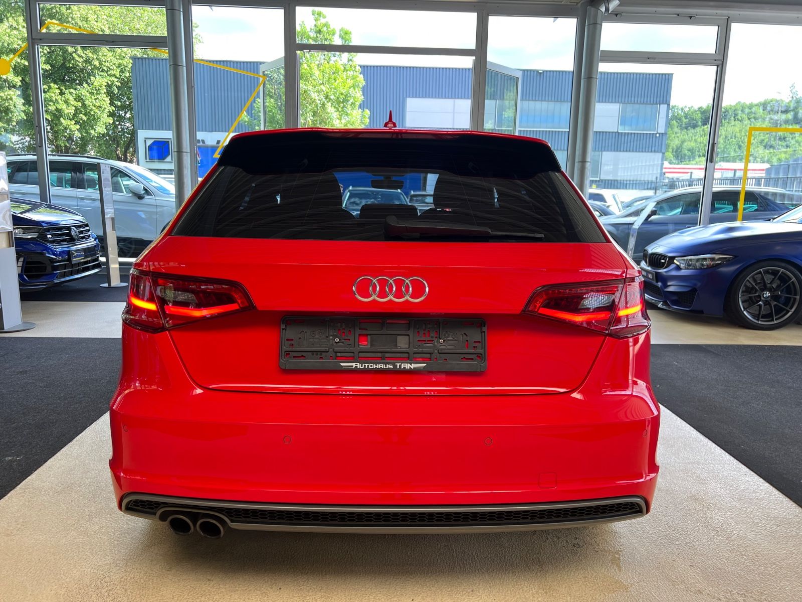 Fahrzeugabbildung Audi A3 Sportback ultra S line Sport *LED/MATRIX*