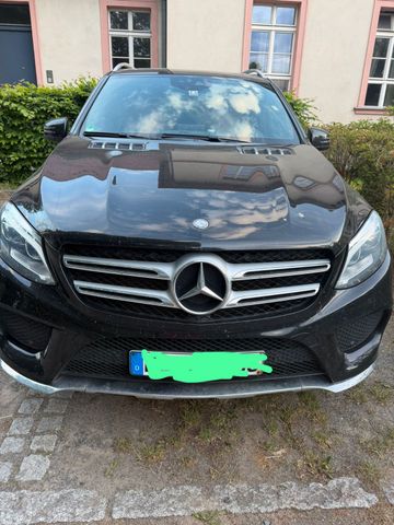 MERCEDES-BENZ G 400