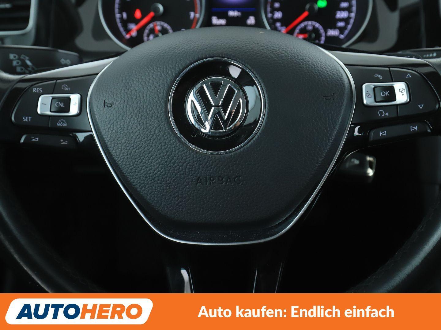 Volkswagen Golf VII 1.4 TSI Highline BMT Aut.*NAVI*BI-XENON