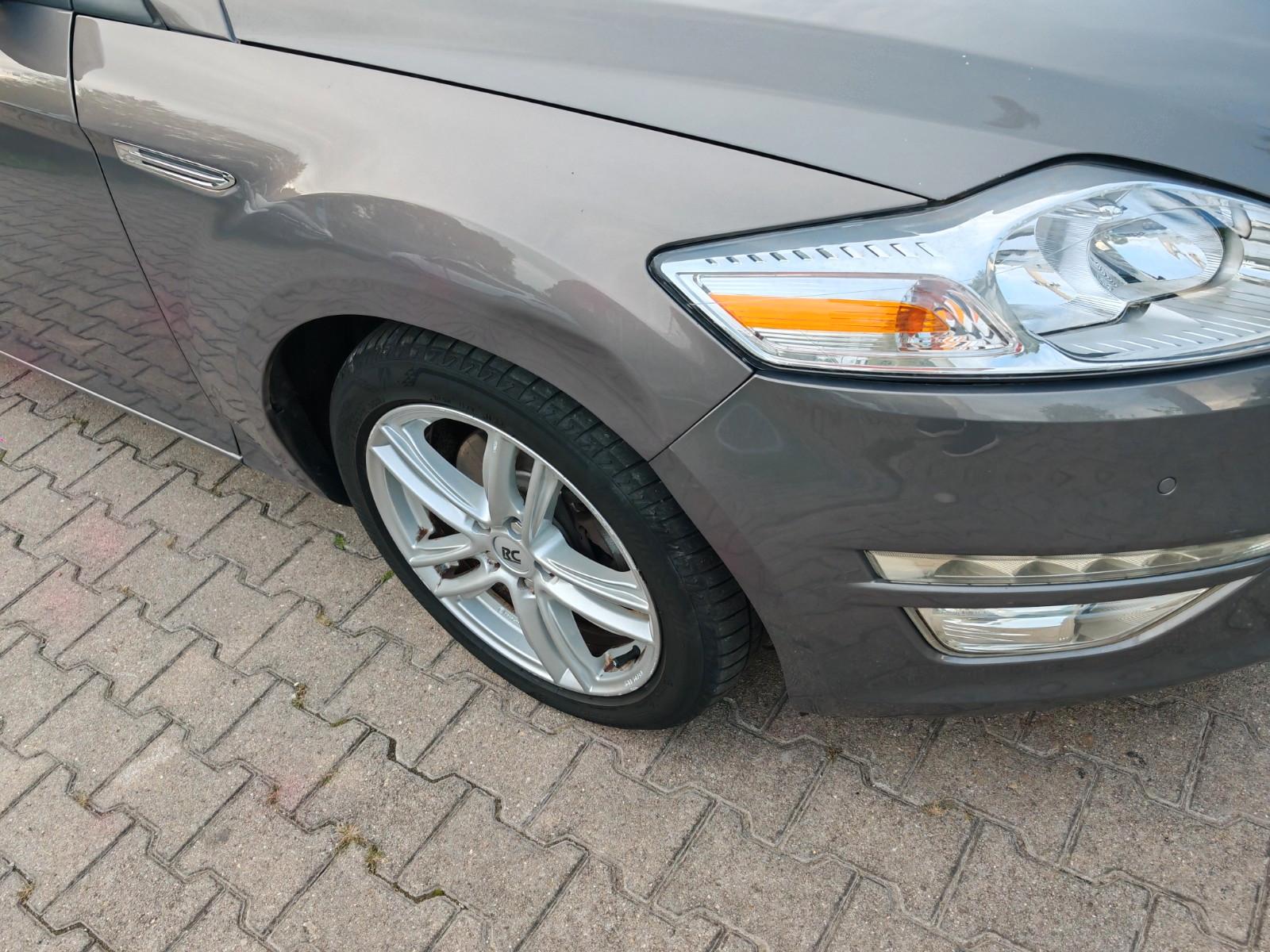 Ford Mondeo 2014 — photo 26