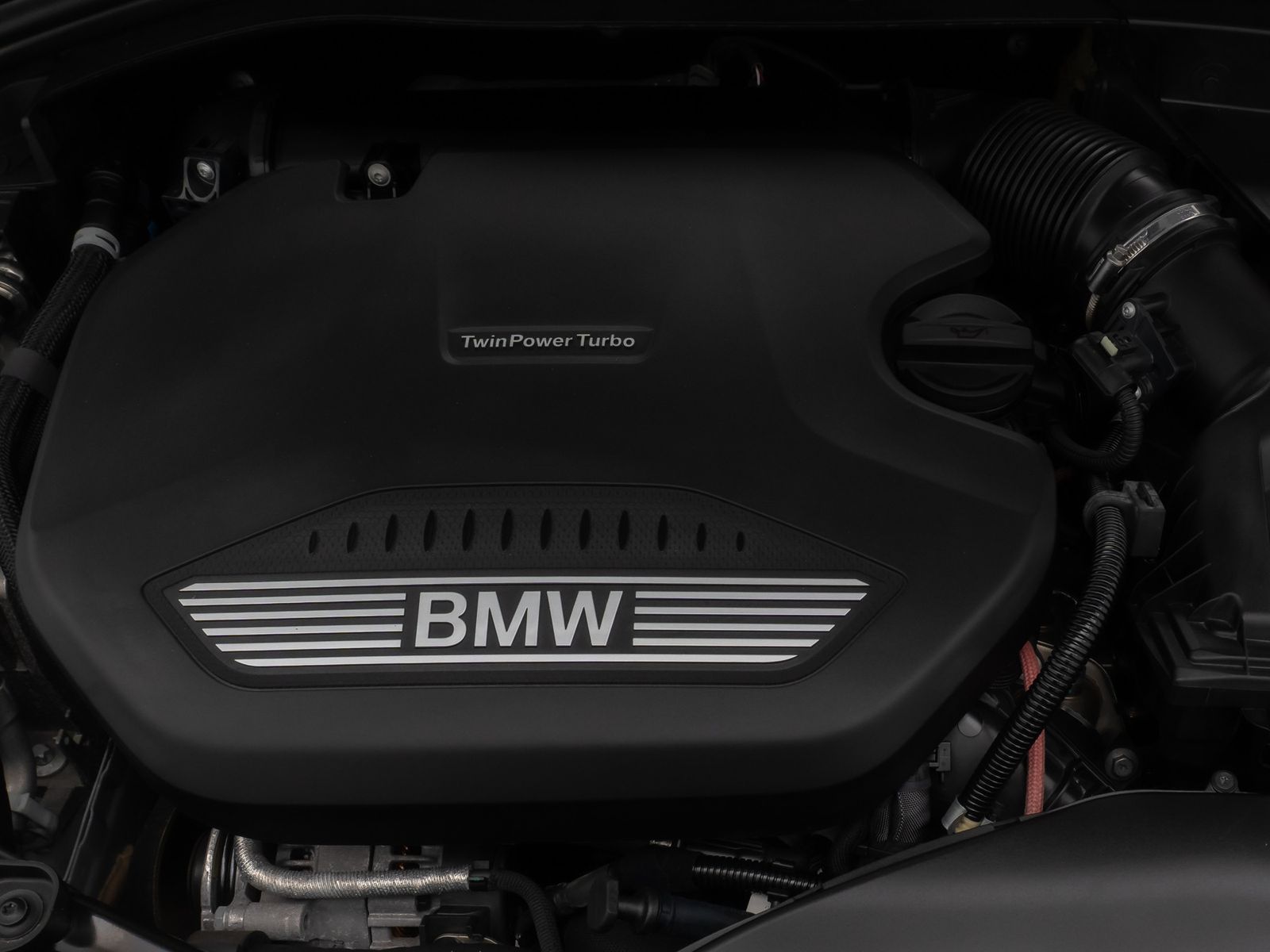 Fahrzeugabbildung BMW 216 Gran Coup&eacute; DAB GeschwindigReg PDC CockpitPr