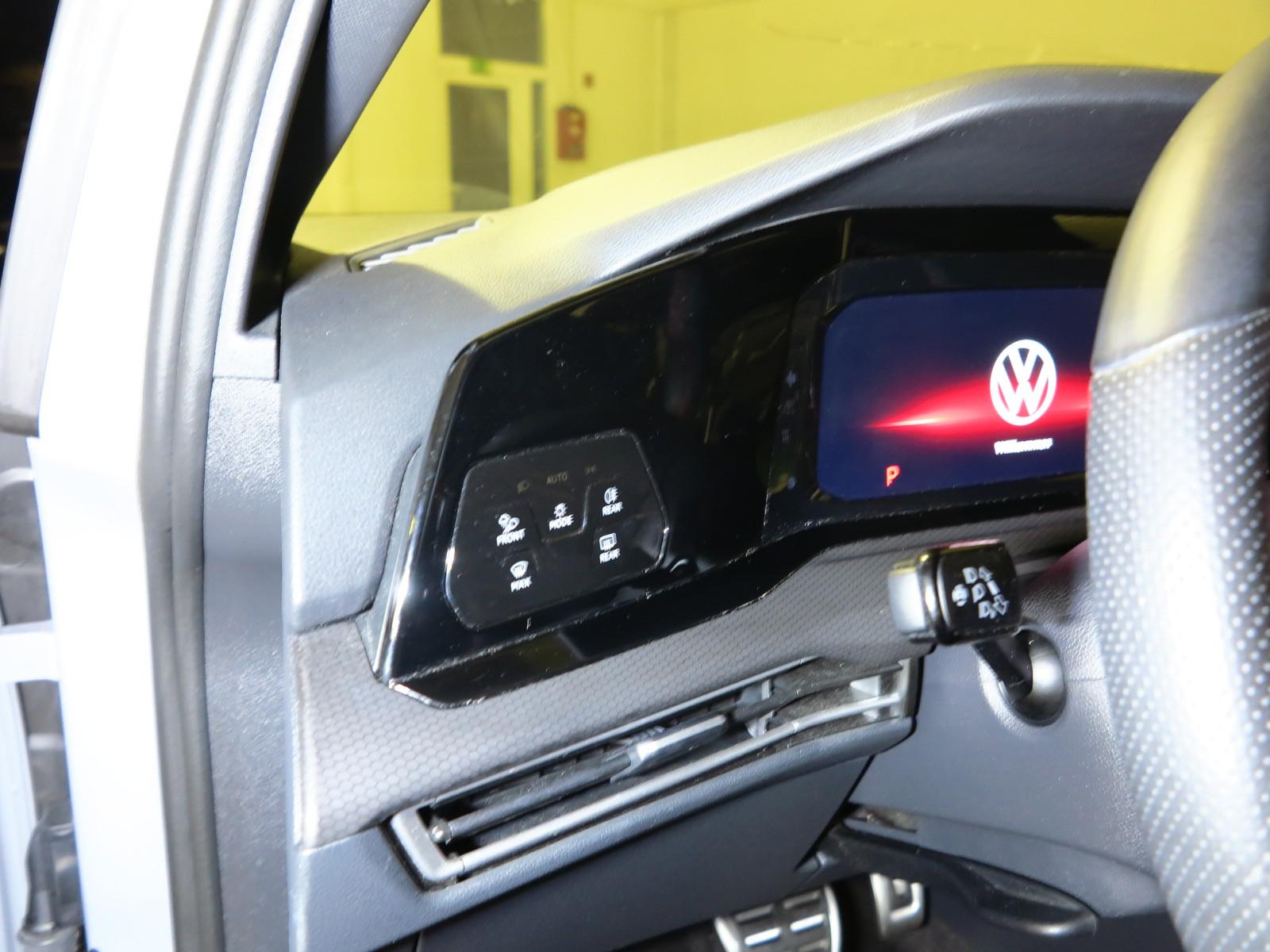 Volkswagen Golf VIII GTI 2.0 TSI OPF DSG7 Navi ACC DAB LM18, миниатюра 24