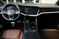 Volkswagen Touareg 3.0TDI R-Line Nachtsicht Pano StdHz 22" 