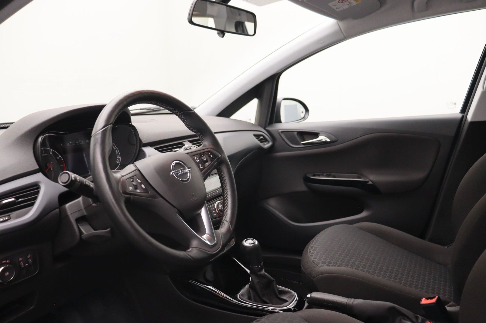 Fahrzeugabbildung Opel Corsa E 1.4 Edition SHZ TEMPO PDC