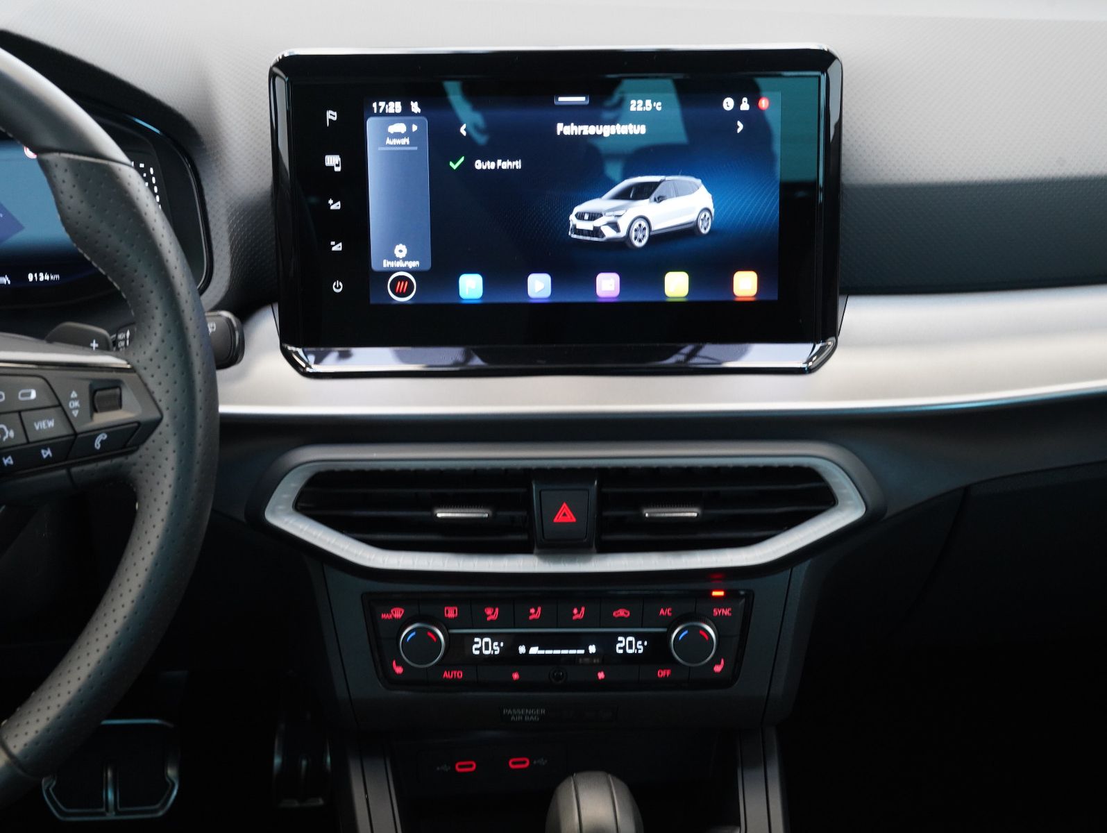 Fahrzeugabbildung SEAT Arona 1.5 TSI 110 kW FR Black Edition