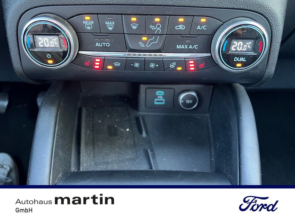 Fahrzeugabbildung Ford Kuga 1.5 Eco Blue Vignale HUD B&O LED SHZ