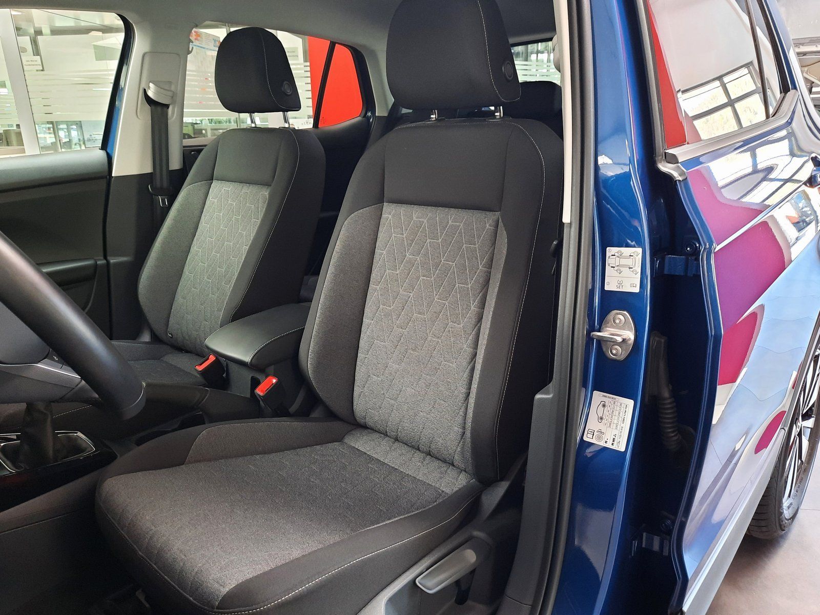 Fahrzeugabbildung Volkswagen T-Cross Move TSI *AHK*Navi*Sitzhzg*PDC*App-Conn*