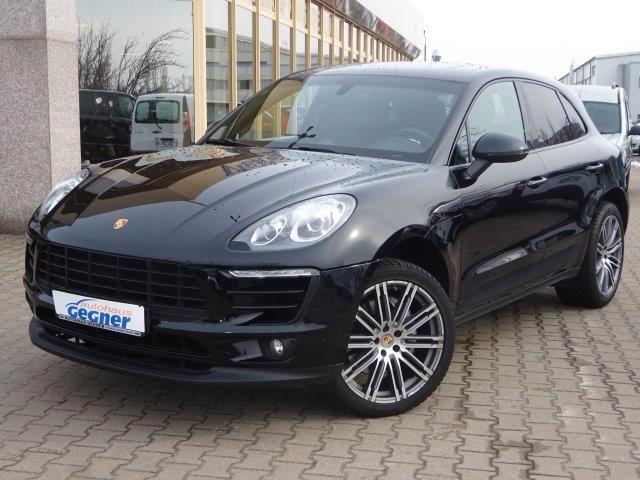 Porsche Macan S