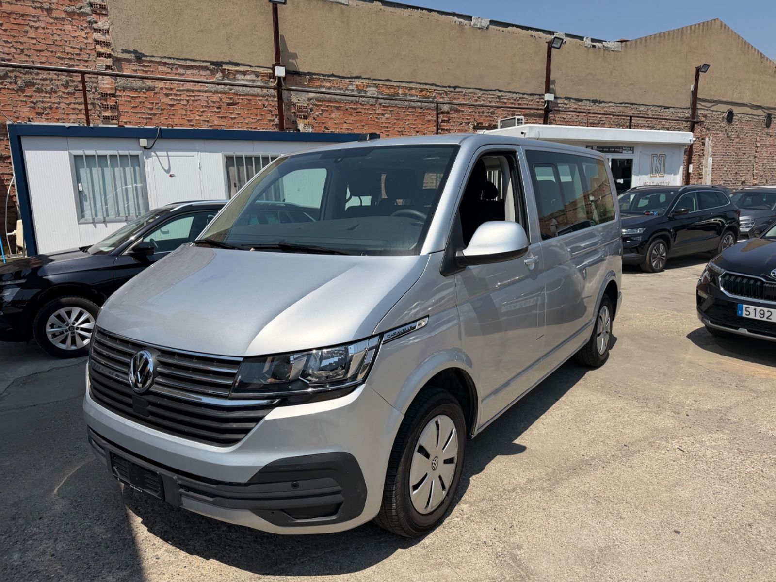 Volkswagen T6 Caravelle Comfortline 6V Manual