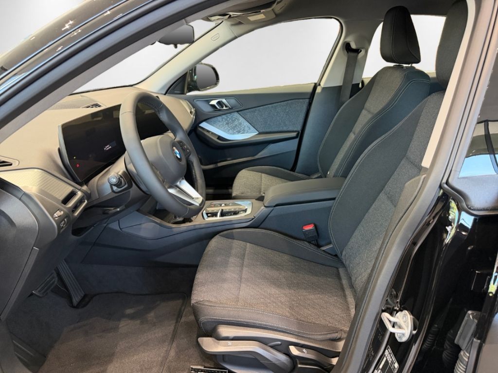 BMW 216 Gran Coupé - Bild 23