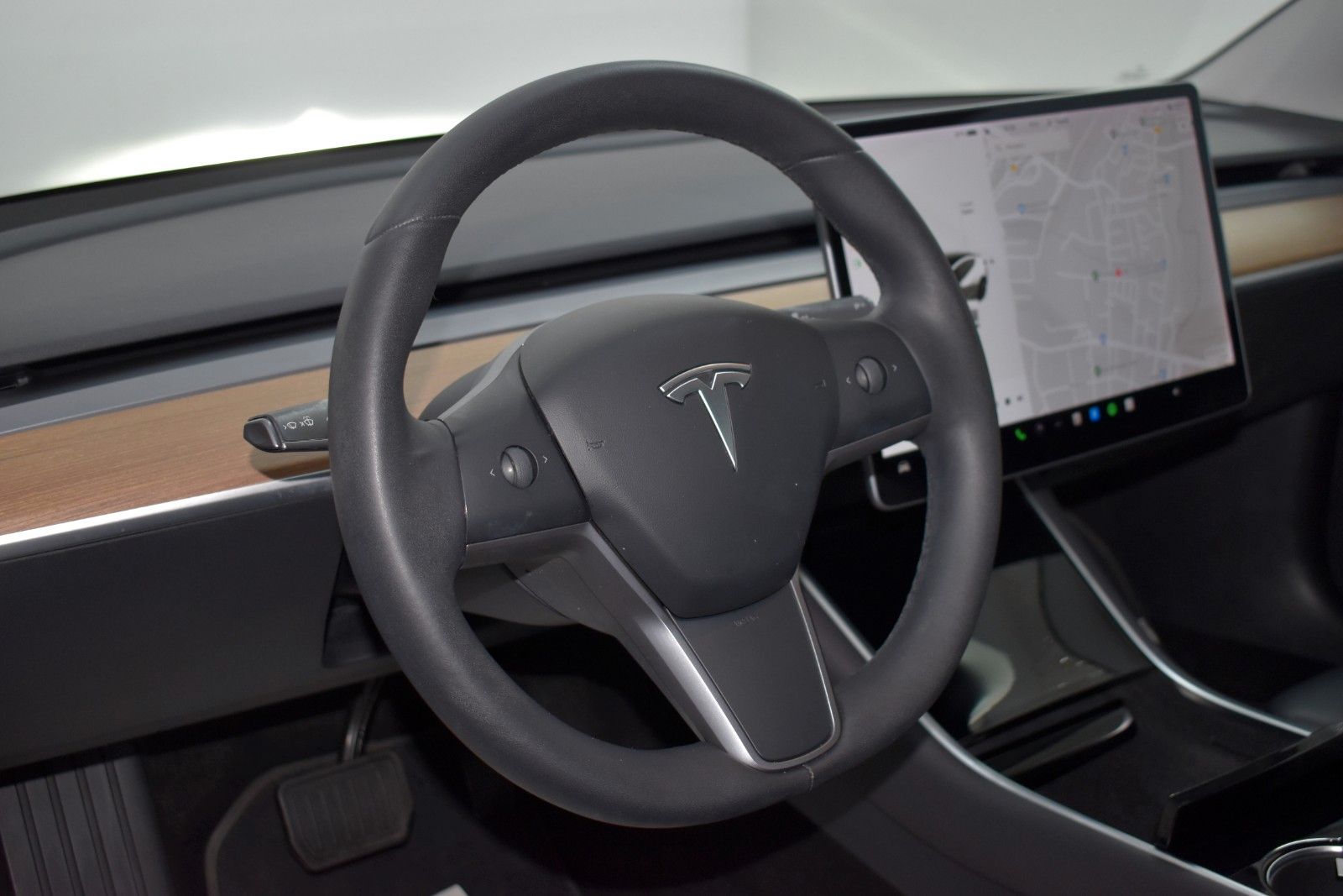 Fahrzeugabbildung Tesla Model 3 Long Range Dual AWD,Leder,Autopilot,Pano