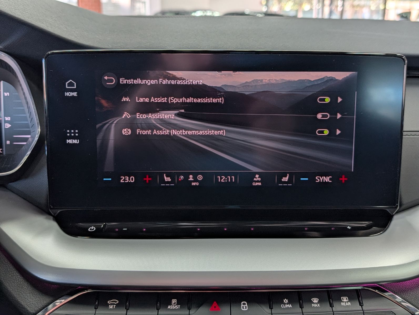 Fahrzeugabbildung SKODA Octavia 2.0TDI Clever AMBI MASSAGE PANO VIRT LED