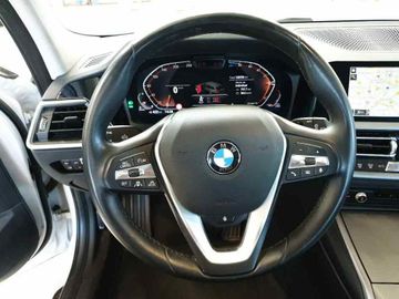 BMW 320 - 8