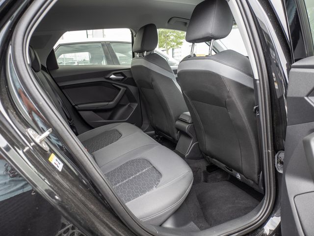 A1 Sportback 30 TFSI advanced S tronic SHZ LED