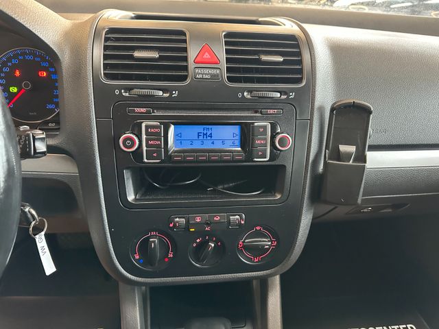 Volkswagen Golf V *TÜVSERVICE 092028*SZHZ*TEMPO*KLIMA*PDC