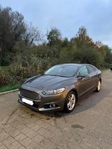 Ford Mondeo 2,0 EcoBoost 149kW Titanium Automatik... - Ford Mondeo mit Benzin-Antrieb: Limousine, 2.0