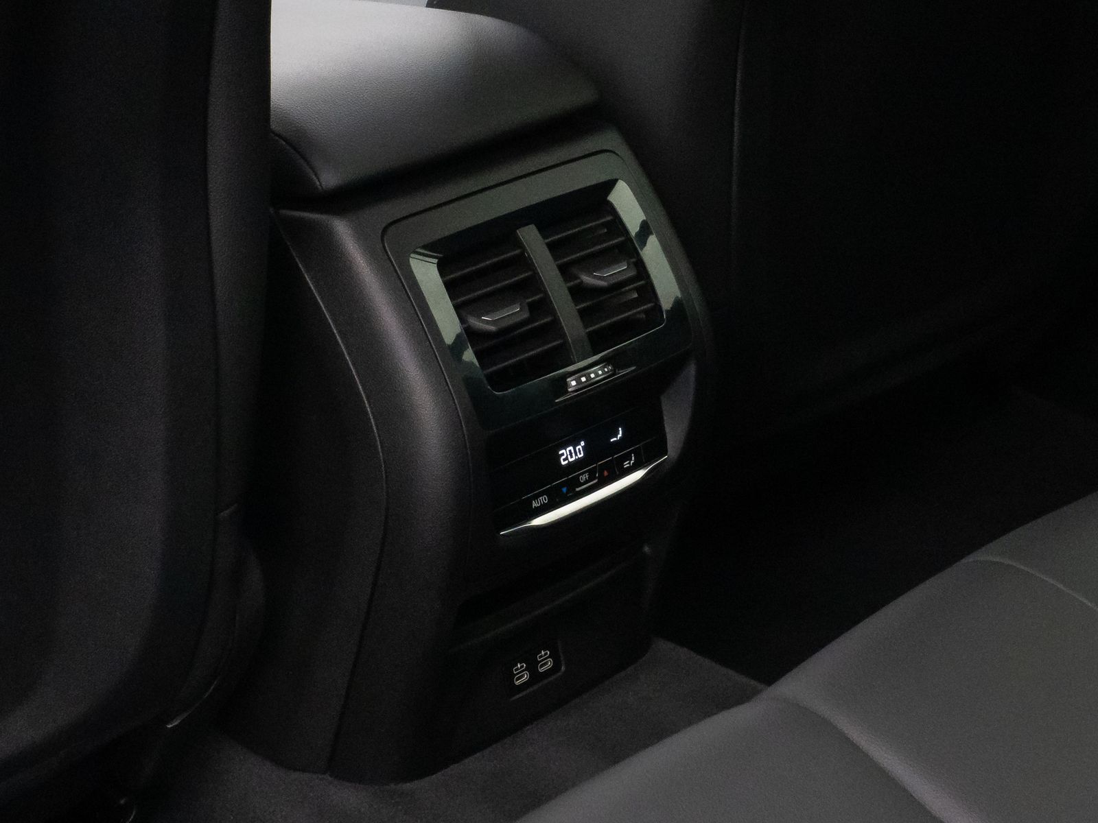 Fahrzeugabbildung BMW X3 xD20d Kamera DAB CockPit+ LED Sport 18Zoll