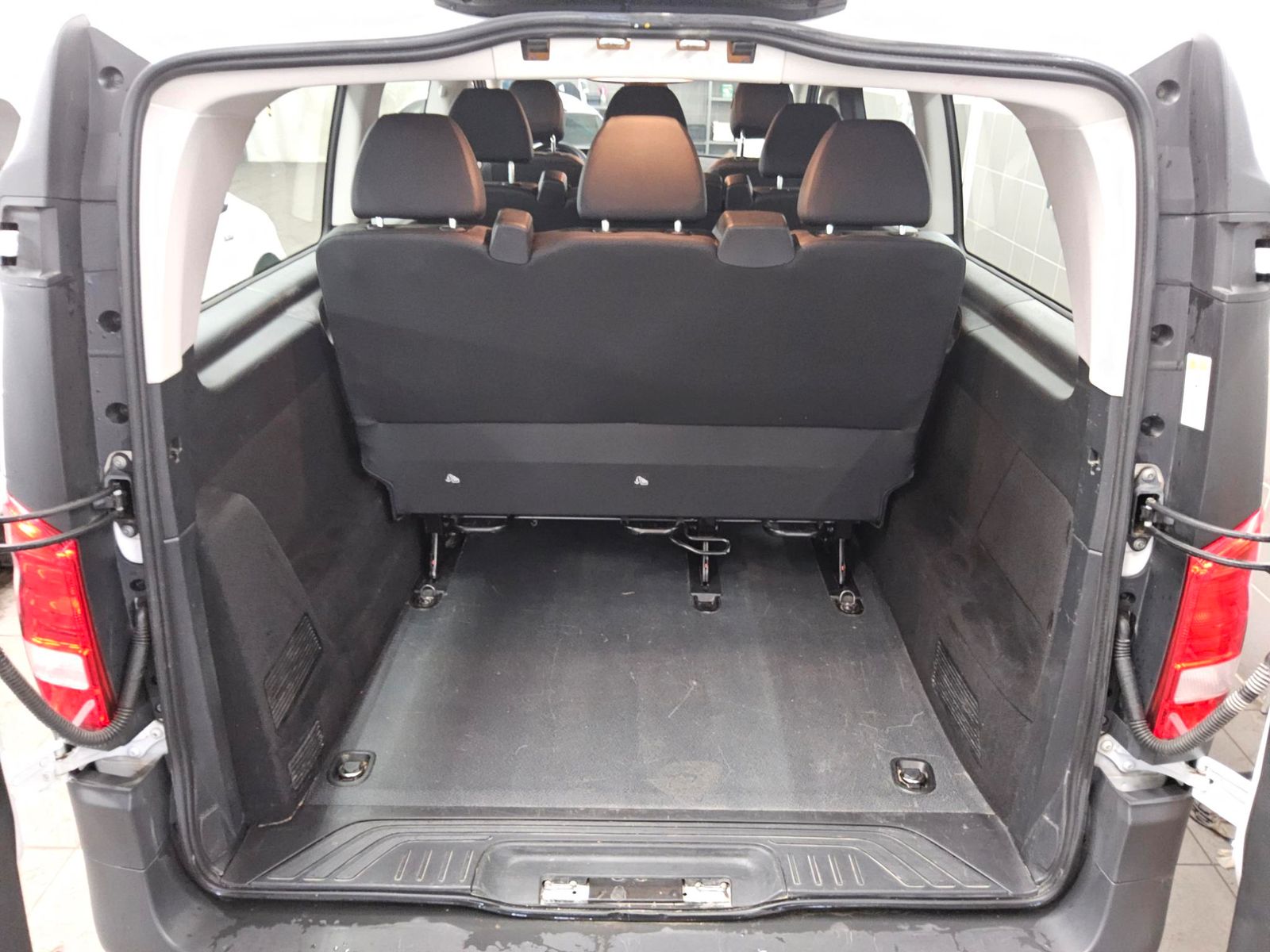 Mercedes-Benz Vito Tourer 114 CDI extralang 8-Sitze Leder Navi foto 11