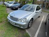 Mercedes-Benz C 220 CDI Eleg AHK 8fach bereift 4999 Angebot - Mercedes-Benz C 220 aus 2006: Cdi