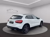 Mercedes-Benz GLA 220 4Matic URBAN PANO/NIGHT/DISTRONIC/360 - Mercedes-Benz GLA-Class in Düsseldorf