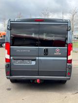 Fiat Ducato Kombi 33 150 L1H1 / 8 SITZER / AHK - gebrauchte Fiat Ducato aus dem Jahr 2018