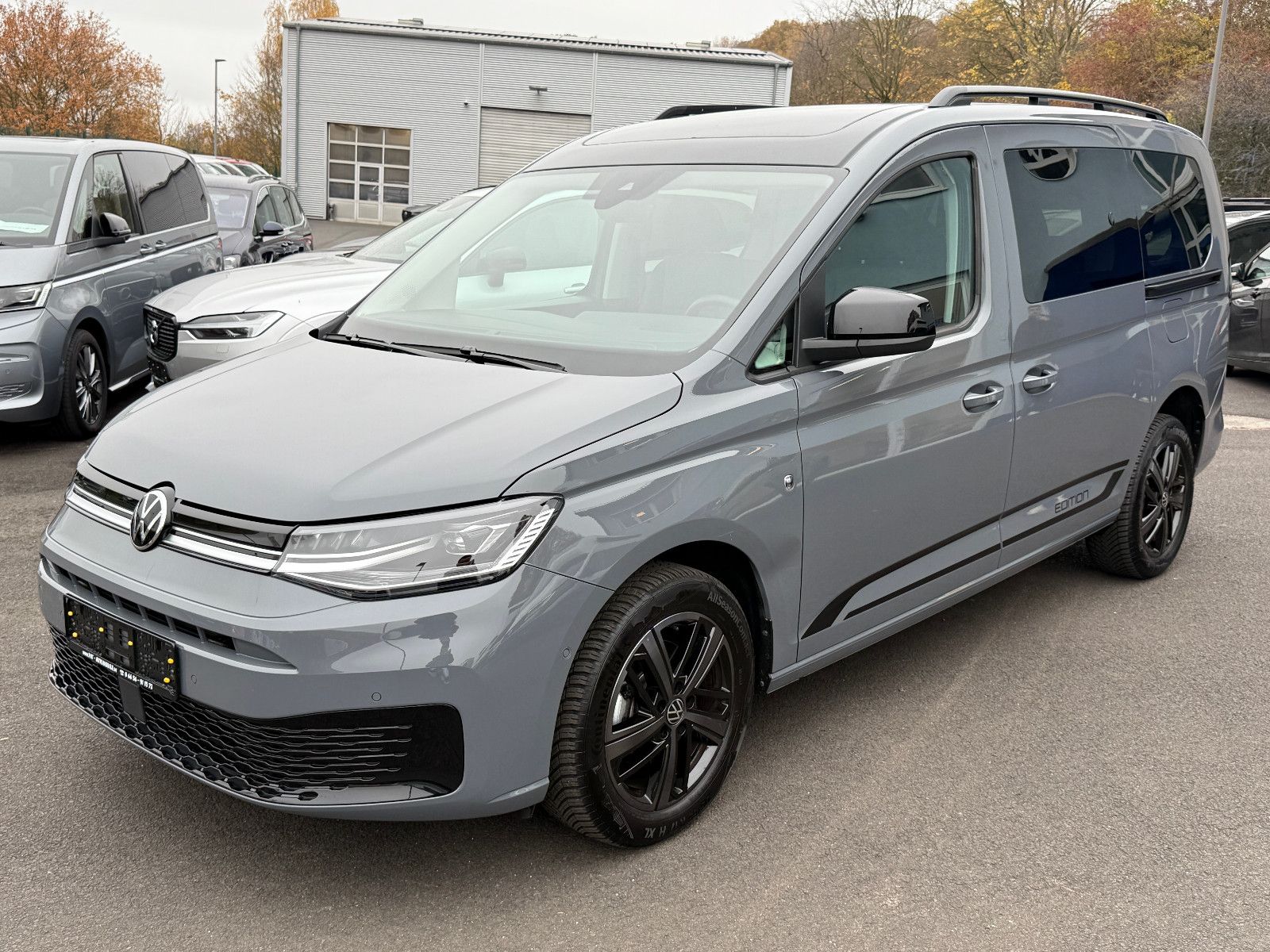 Fahrzeugabbildung Volkswagen Caddy Edition Maxi 7-Sitzer ACC AHK LED Pano Kam