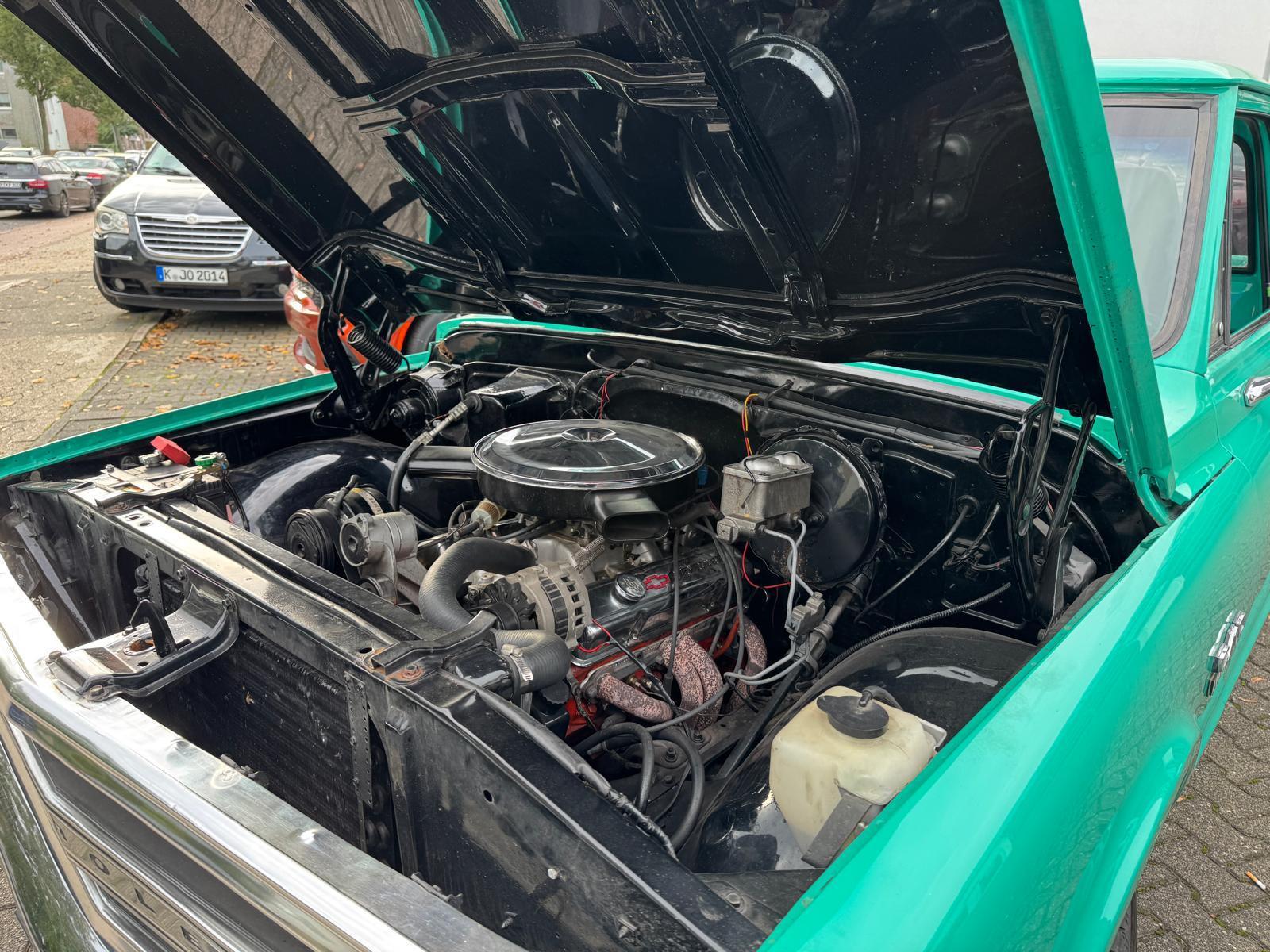 Chevrolet C10 Sidestep V8 Pick-Up Top Zustand H-Zulassung