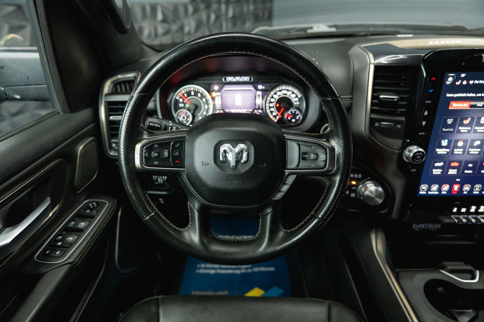 Fahrzeugabbildung Dodge RAM 5.7 V8 HEMI 4x4 OFFROAD Night Limited 19%