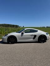 Porsche Cayman  - Porsche Cayman aus 2019
