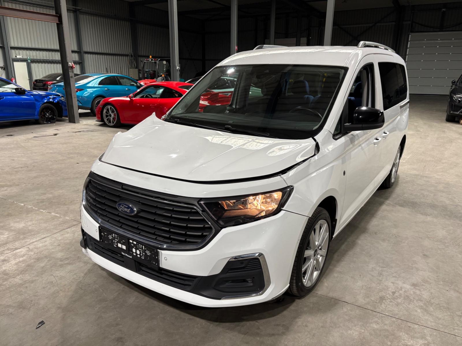 Ford Grand Tourneo CONNECT 1.5 ECOBOOST TITANIUM